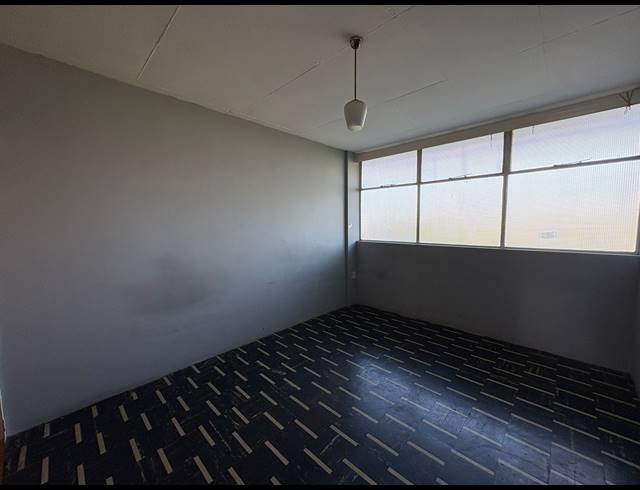 2 BEDROOM FLAT FOR SALE IN ARCON PARK